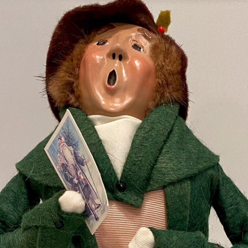 Byers' Choice Postcard Delivery Caroler